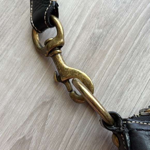 Coach Black Leather Shoulder Bag - Picture 4 of 5